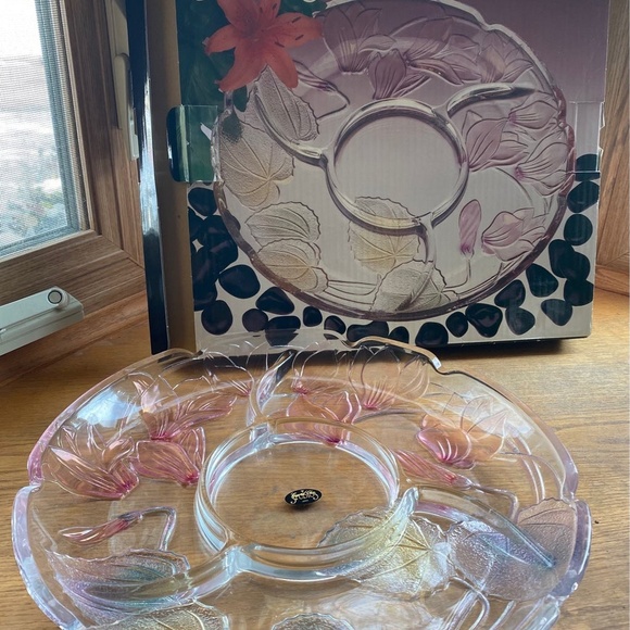Crystal Clear Studios Casandra glass veggie plate Japan - Picture 1 of 5
